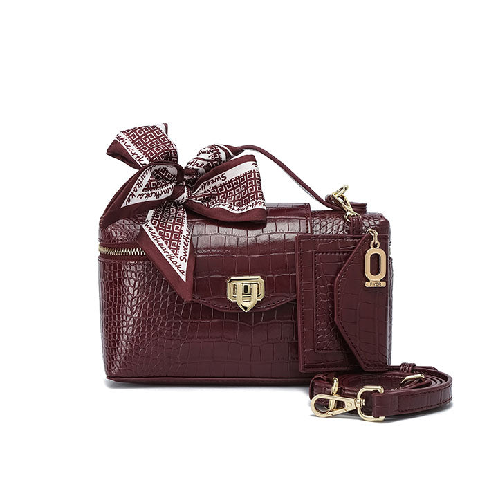 FYOR Vanity Bag #color_maroon
