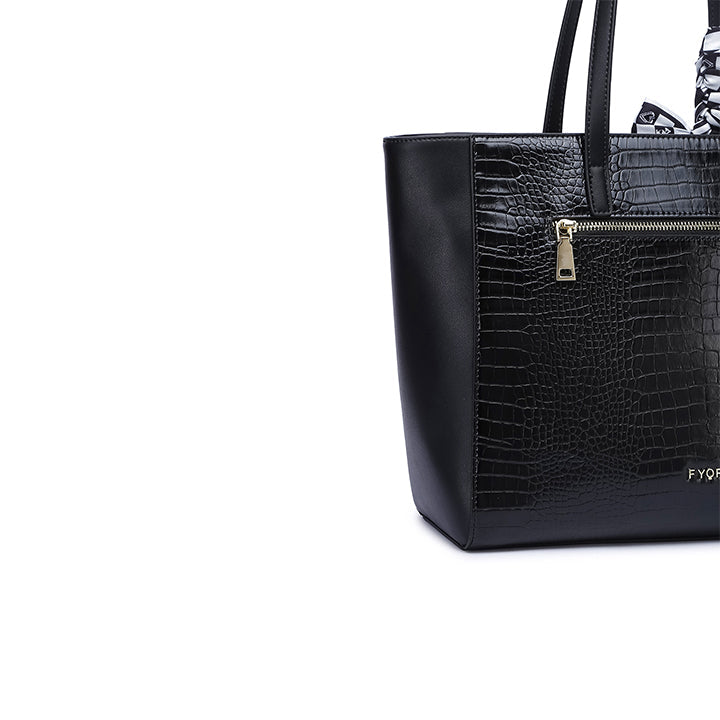 Fyor Shoulder Bags #color_black
