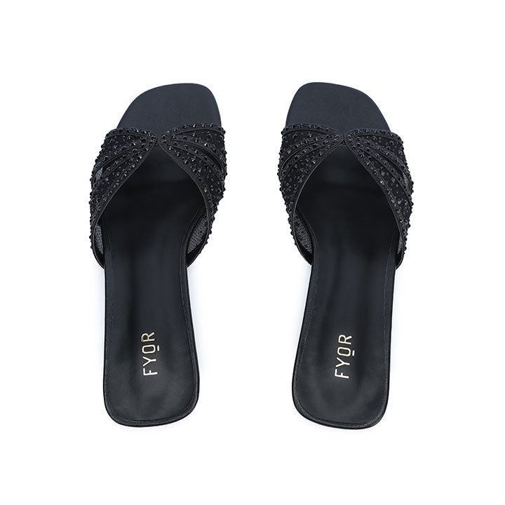 FYOR Flat Sandal #color_black