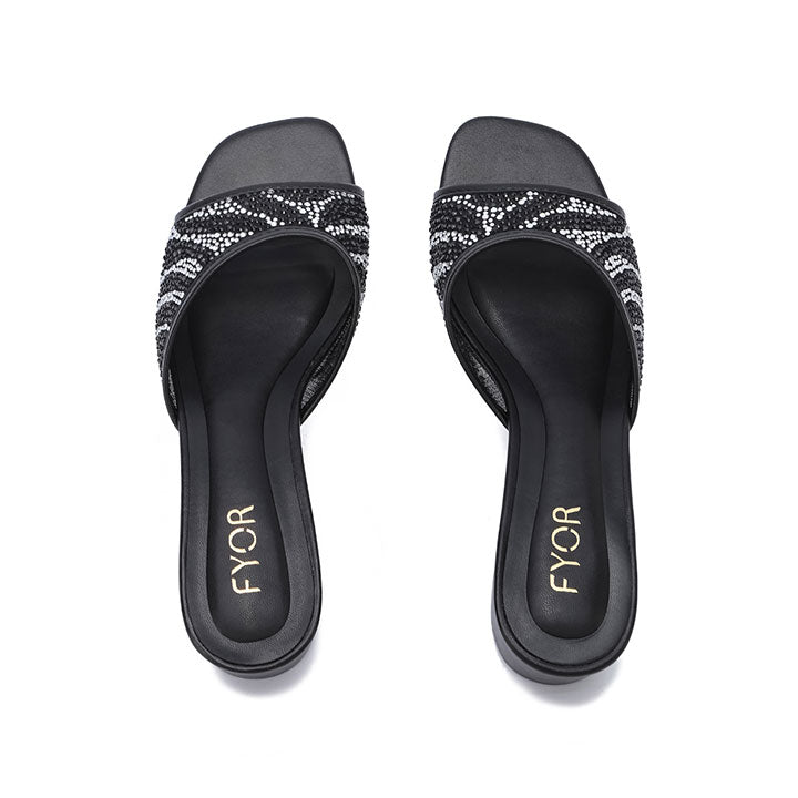 FYOR Box Heel #color_black
