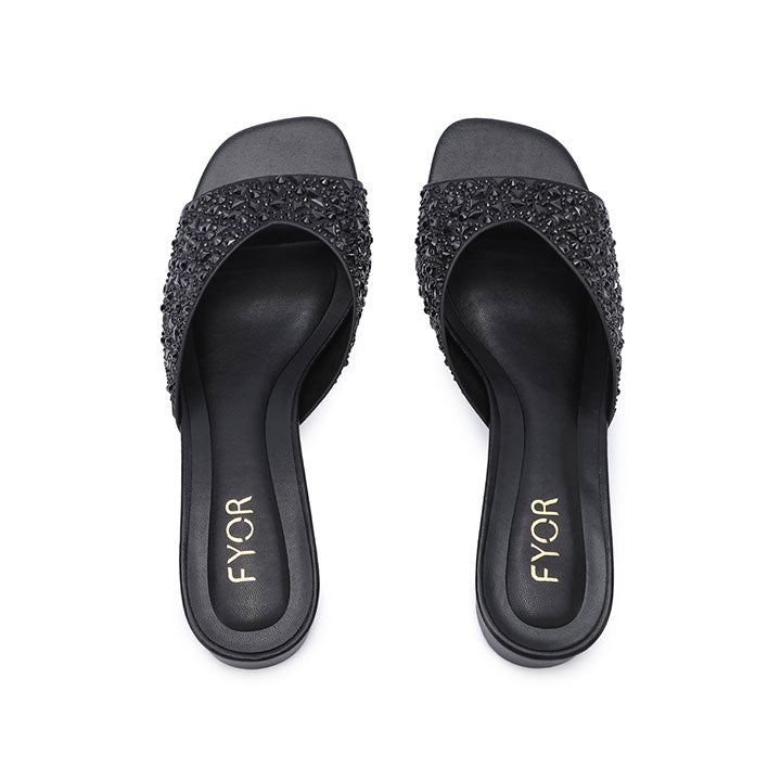 FYOR Box Heel #color_black