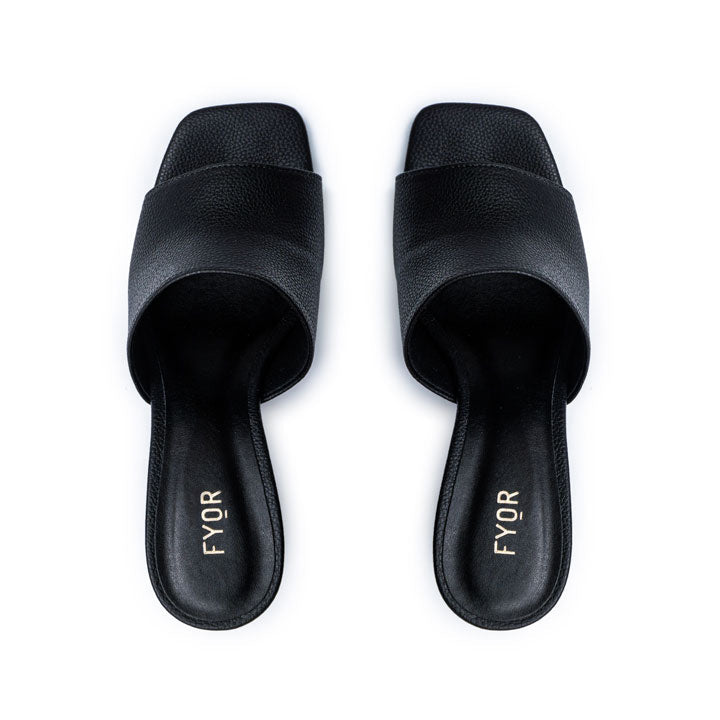 Fyor BCM 155 Comfy Mule #color_black