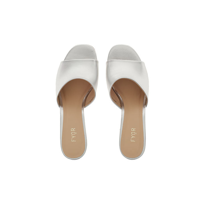 Fyor BCM 130 Box Heel #color_silver