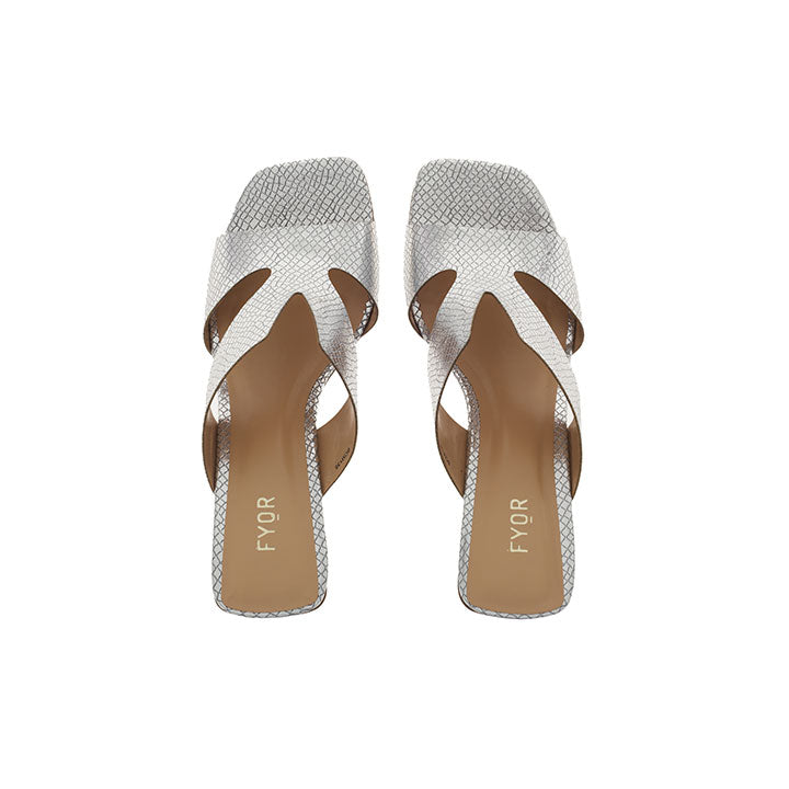 Fyor BCM 138 Box Heel #color_silver