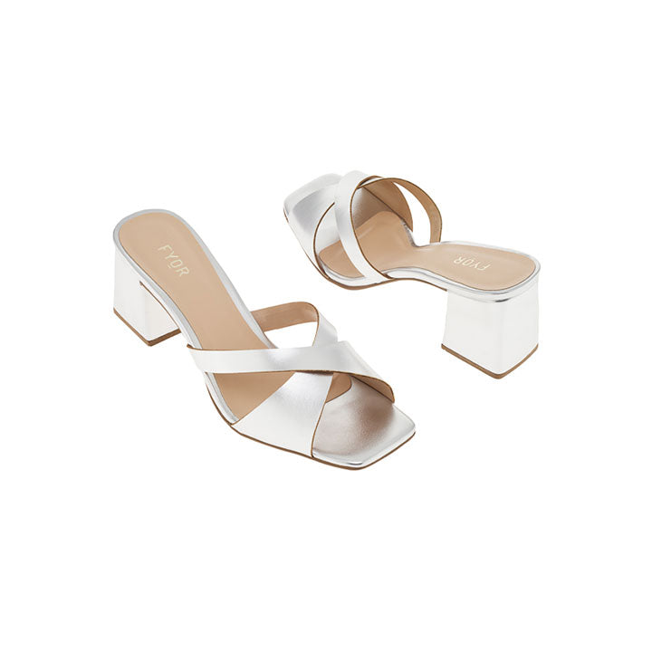 Fyor BCM 141 Box Heel #color_silver