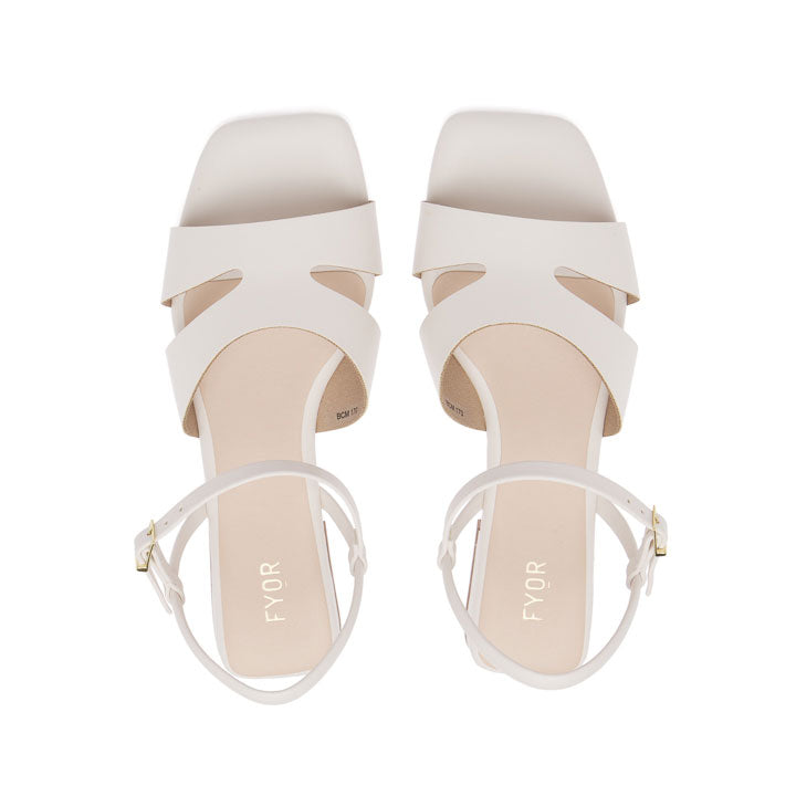 FYOR Flat Sandal #color_off-white
