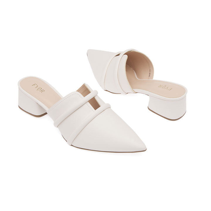 FYOR Pumps #color_off-white