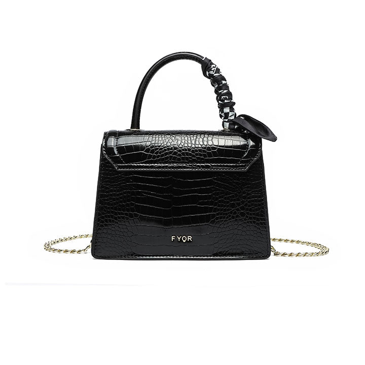 Fyor BD 86 Shoulder Bags #color_black