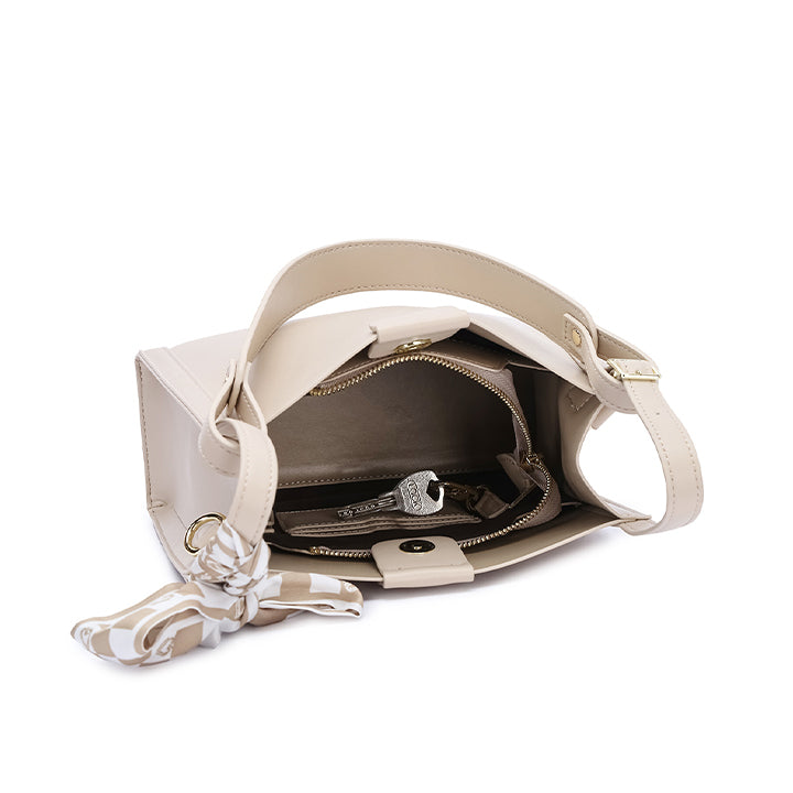 FYOR Shoulder Bag #color_nude