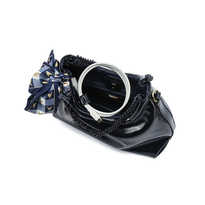 FYOR Shoulder Bag #color_navy-blue