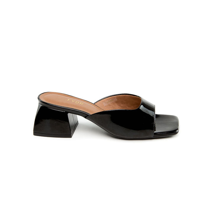 Fyor BDV 065 Box Heel #color_black