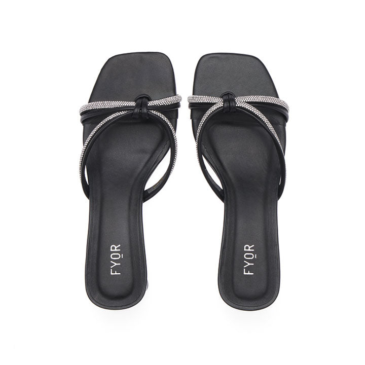 FYOR Box Heel #color_black
