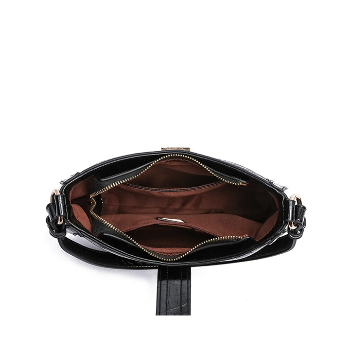 Fyor BFR 04 Shoulder Bags #color_black