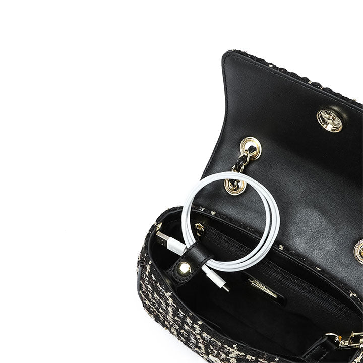 Fyor BD 97 Shoulder Bags #color_black