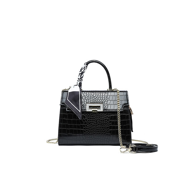 Fyor BD 104 Shoulder Bags #color_black
