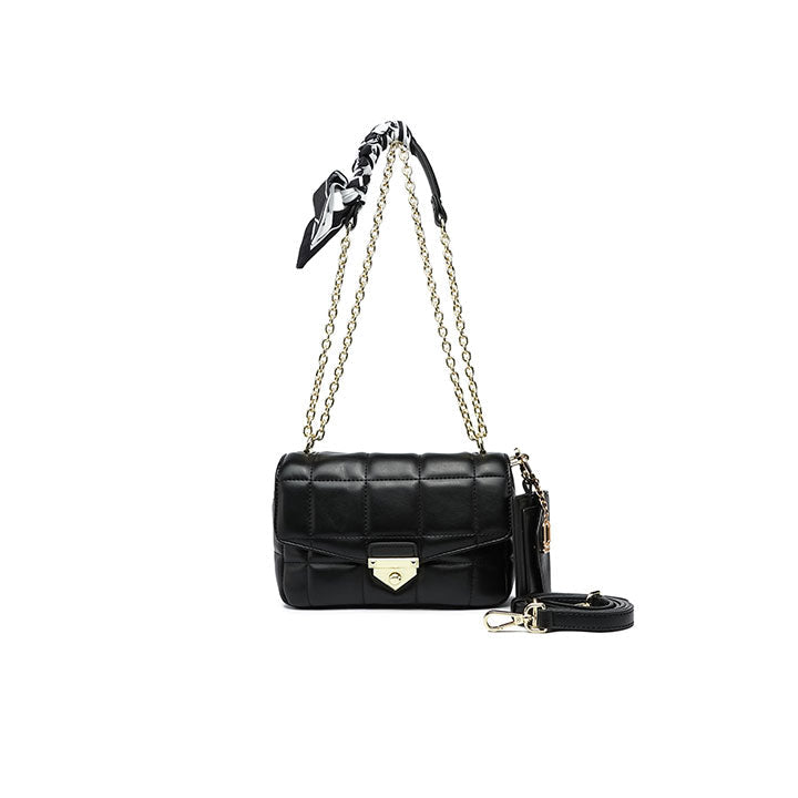 Fyor BD 98 Shoulder Bags #color_black