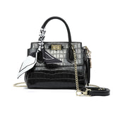 Fyor BD 127 Shoulder Bags #color_black