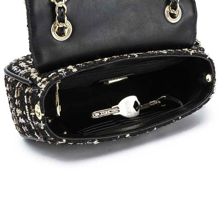 Fyor BD 97 Shoulder Bags #color_black