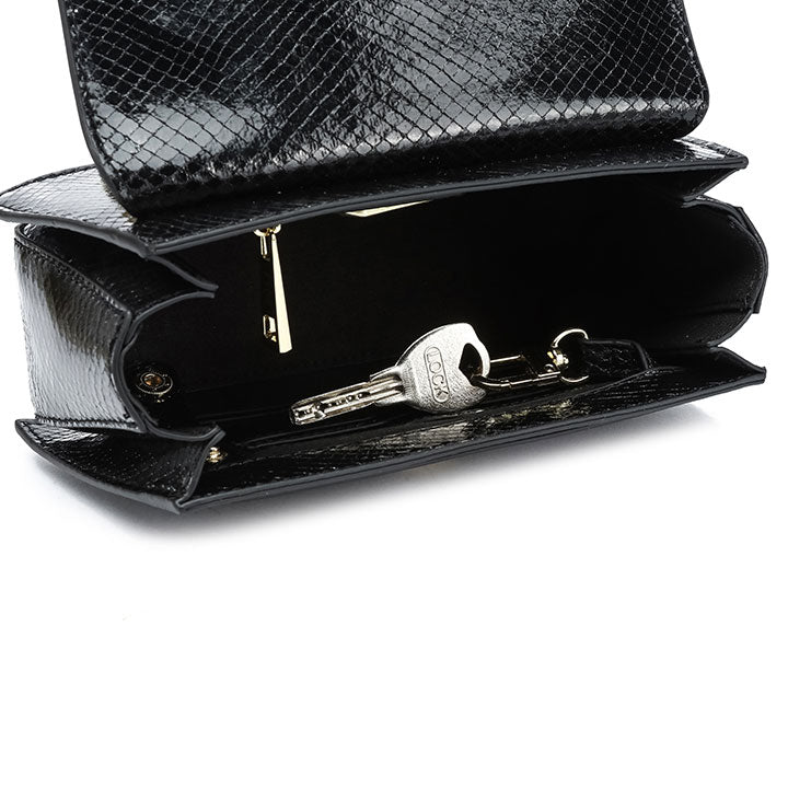 Fyor BD 106 Shoulder Bags #color_black