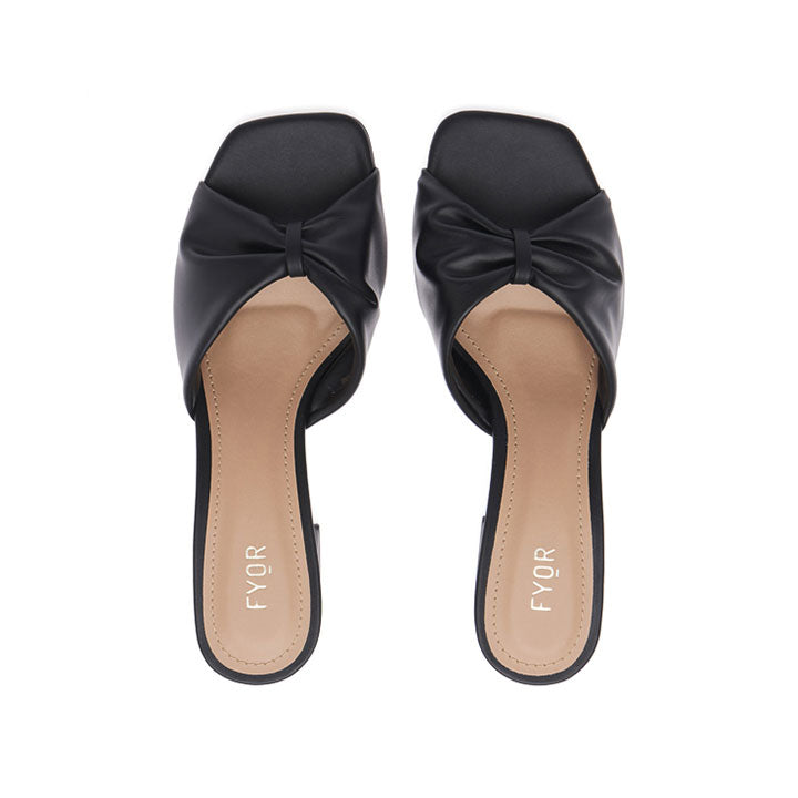 FYOR Box Heel #color_black