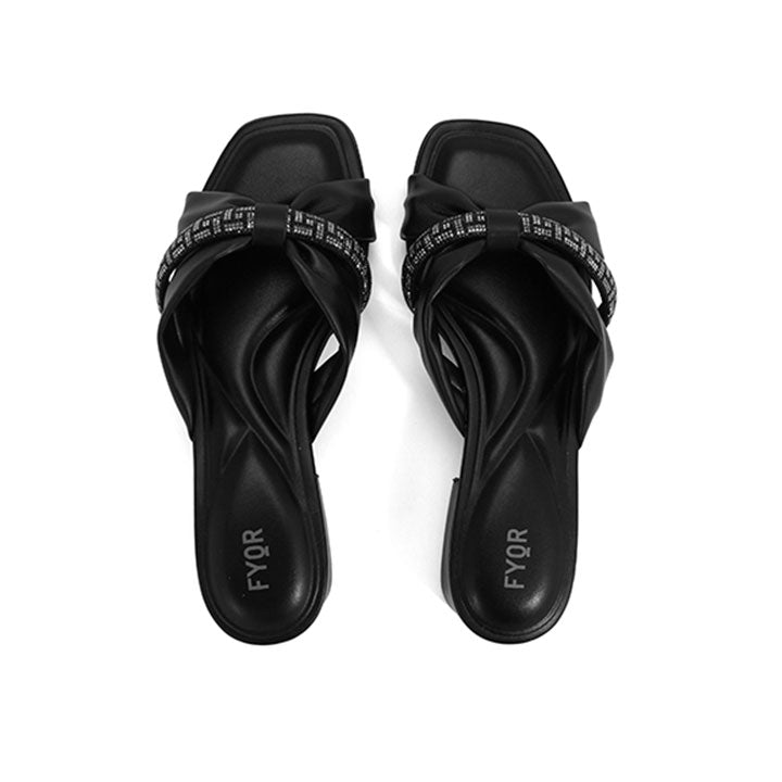 FYOR Box Heel #color_black