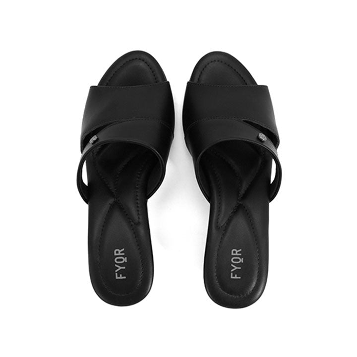 FYOR Box Heel #color_black