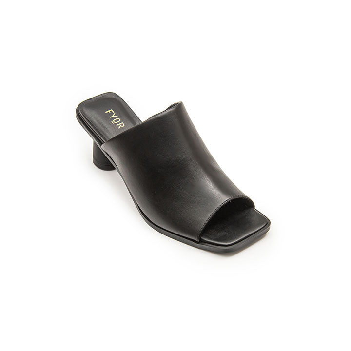 Fyor BWR 056 Box Heel #color_black