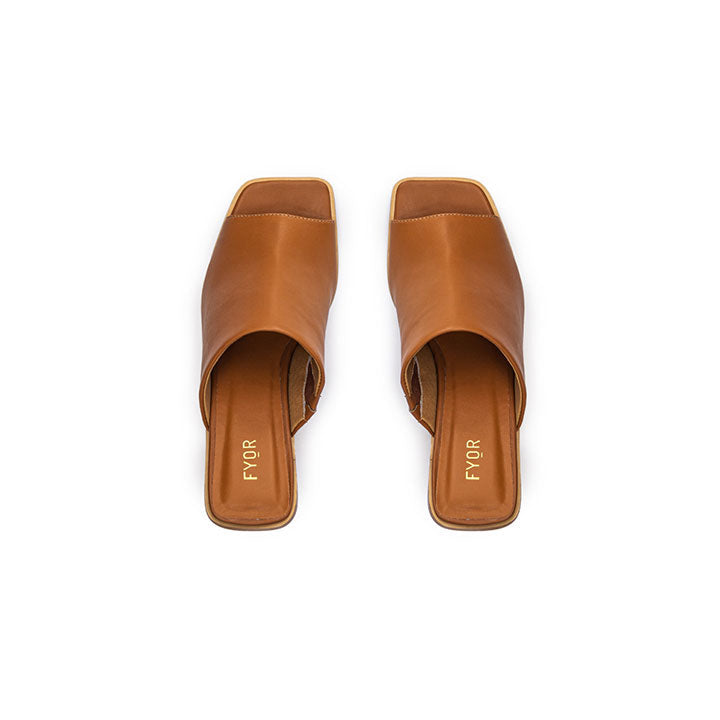 Fyor BWR 056 Box Heel #color_camel