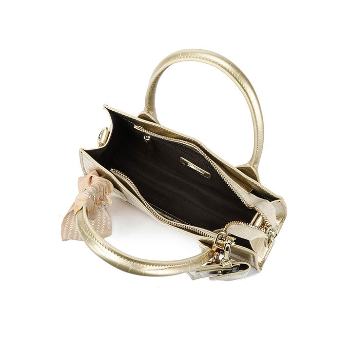 Fyor BD 96 Shoulder Bags #color_gold