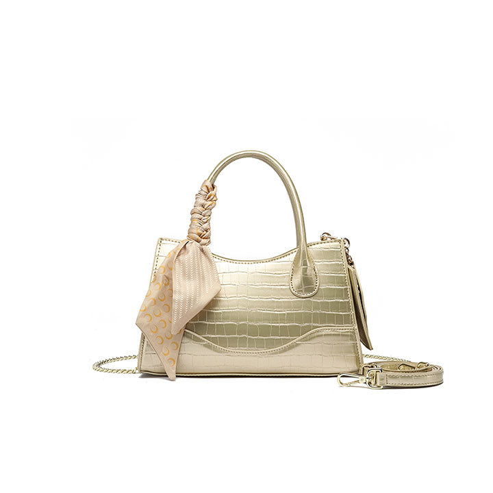 Fyor BD 96 Shoulder Bags #color_gold
