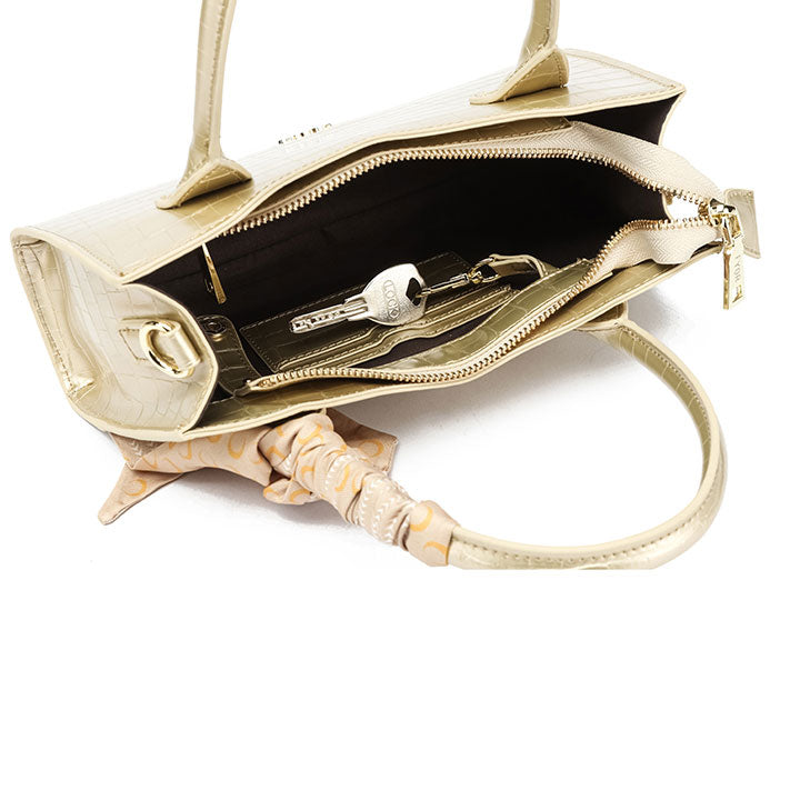 Fyor BD 96 Shoulder Bags #color_gold