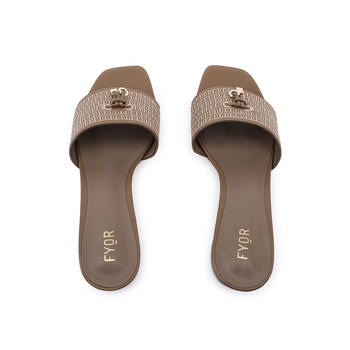 FYOR Box Heel #color_khaki
