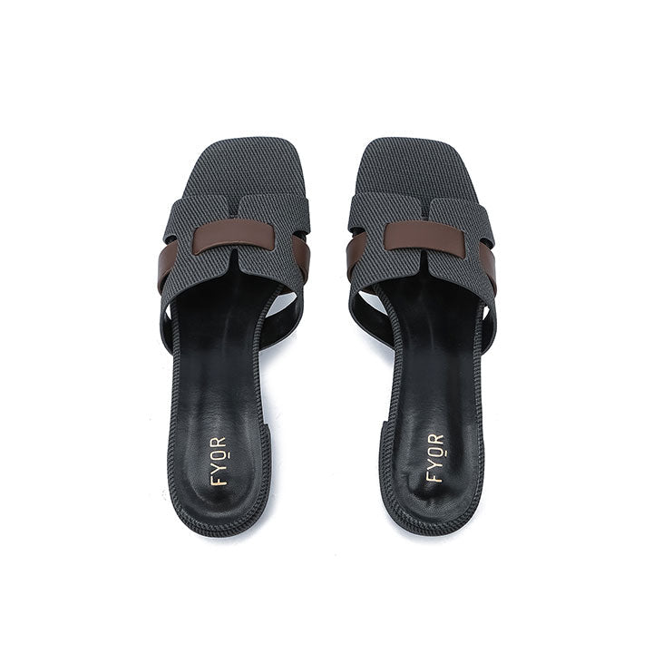 FYOR Box Heel #color_black