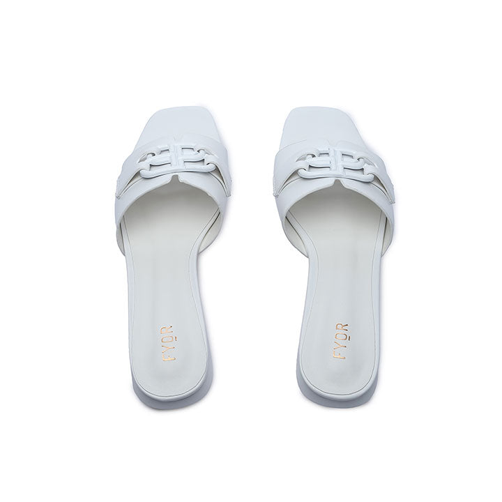 FYOR Flat Sandal #color_white