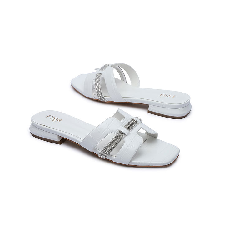 FYOR Flat Sandal #color_white