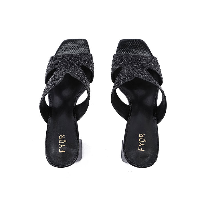 FYOR Box Heel #color_black