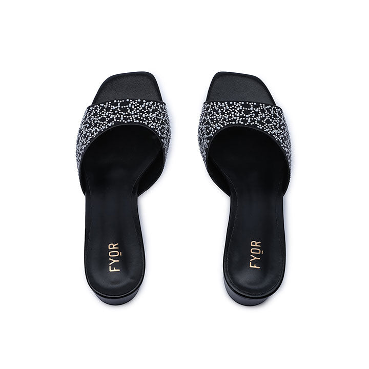 FYOR Box Heel #color_black