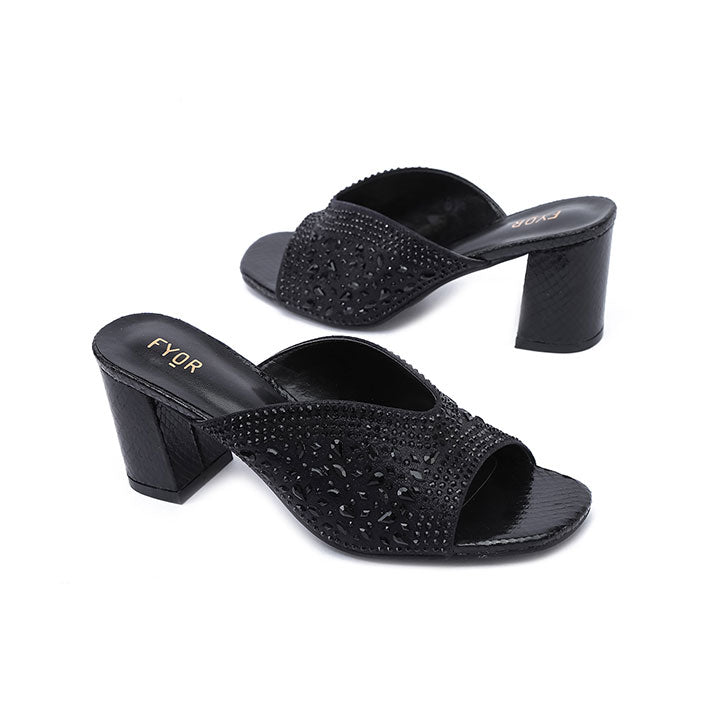 FYOR Box Heel #color_black