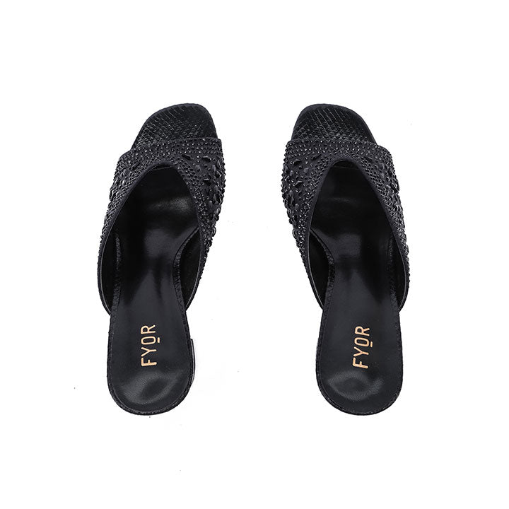 FYOR Box Heel #color_black