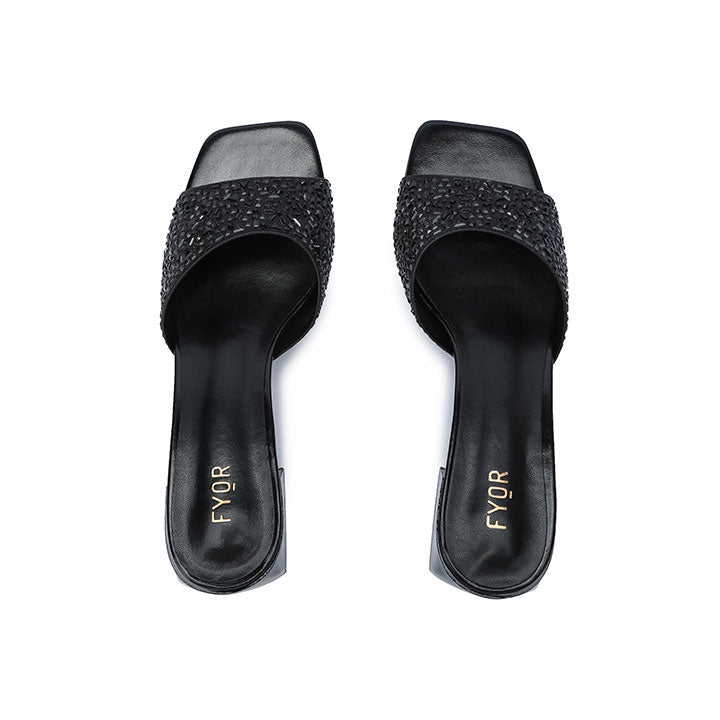 FYOR Box Heel #color_black