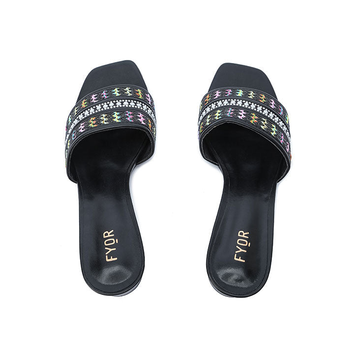 FYOR Box Heel #color_black