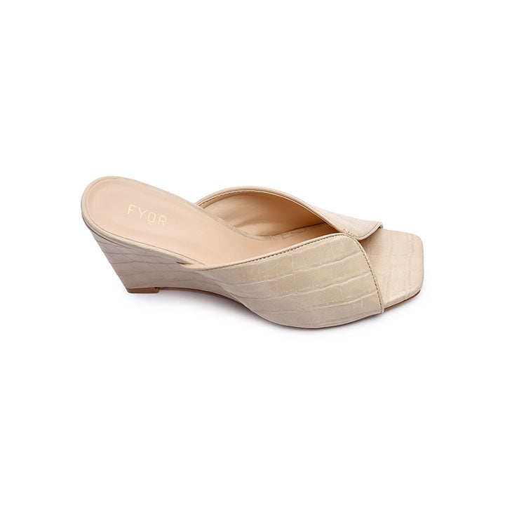 Fyor HL 33 Wedge Heel #color_beige