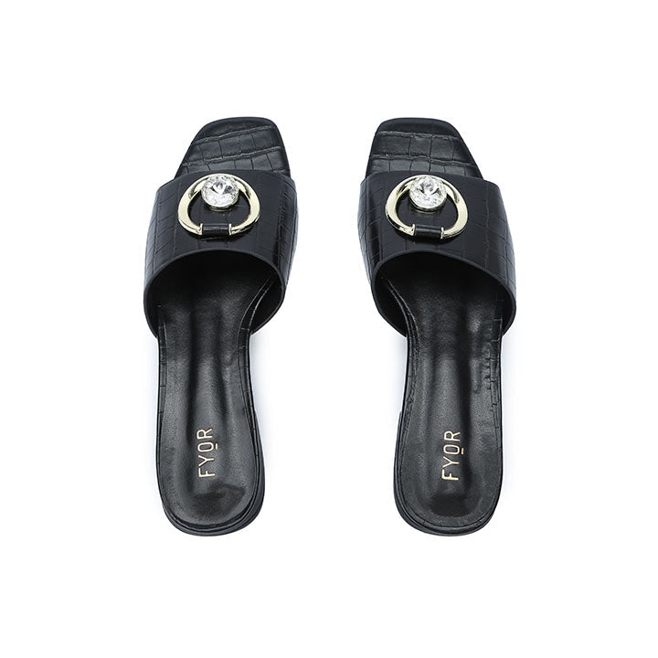 FYOR Flat Sandal #color_black