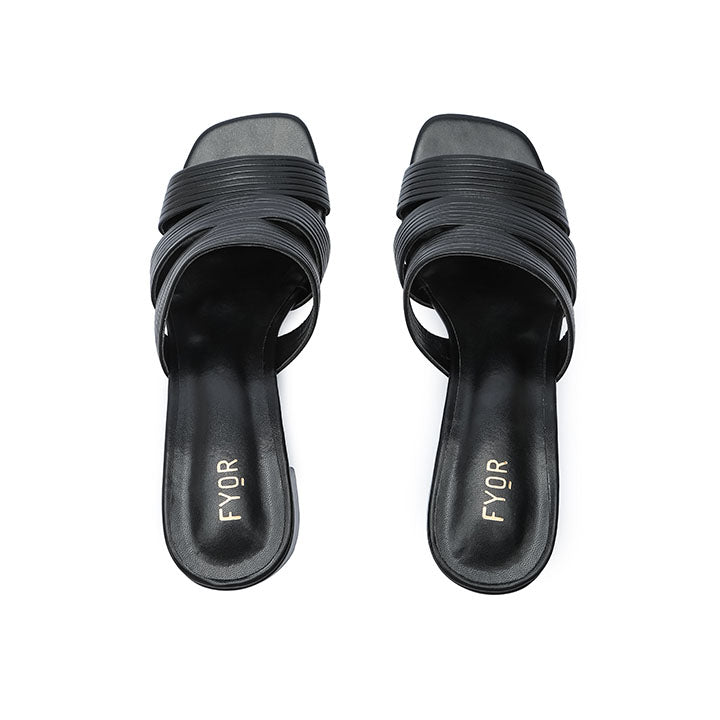 FYOR Box Heel #color_black