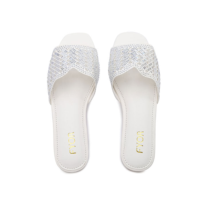 FYOR Flat Sandal #color_white