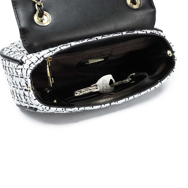 Fyor BD 97 Shoulder Bags #color_white